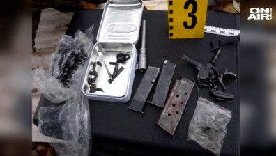 Гранати, пистолети... Боен арсенал в дома на 21-годишен