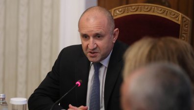 Румен Радев внесе яснота за връчването на втория мандат на ПП-ДБ