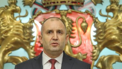 Радев в обяснителен режим заради мандата и "Нексо", ДПС иска отговор от замесените партии