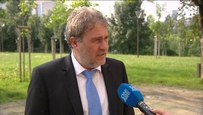 Министър Банов няма да подава оставка заради Царските конюшни