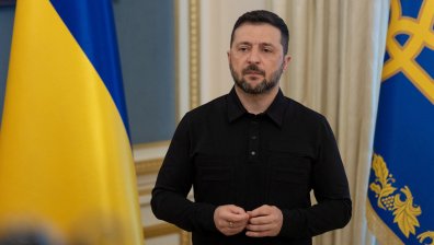 Зеленски поиска 50% от оръжията на фронта да бъдат украински