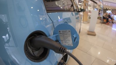 Екоминистерството се концентрира върху електромобилите