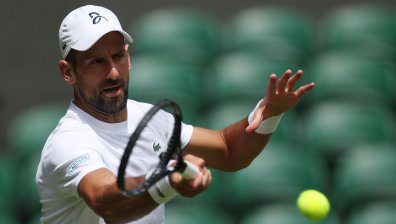 Джокович победи Медведев в тренировъчен мач