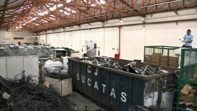 Как Бразилия рециклира електронните си отпадъци (видео)