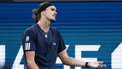 Зверев отпадна от US Open след 3 часа и 49 минути срещу Оже-Алиасим