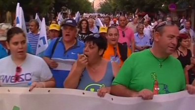 Хиляди протестираха в Солун срещу съкращенията