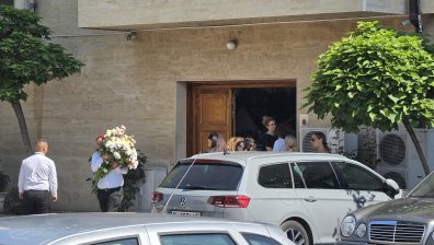 Близки и ръководството на "Славия" изпратиха загиналия на "Тракия" Мишо и баща му