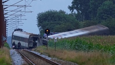 Загинал и ранени при влакова катастрофа в Дания