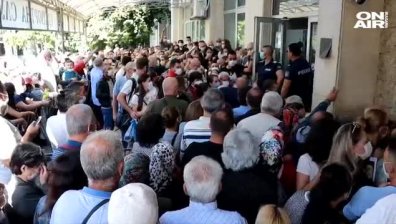 Опашки и нерви в Кърджали заради хиляди изселници от Турция