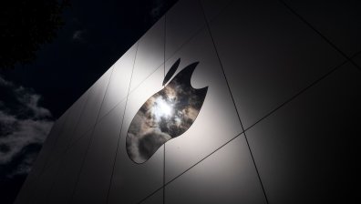 Apple се изправя пред съд в Лондон, обвиняват компанията в злоупотреба