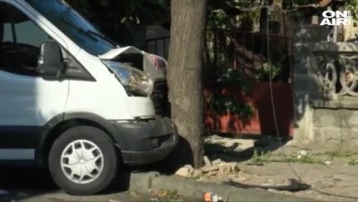 Лекари се борят за живота на бременна жена и бебето ѝ след катастрофата в Айтос