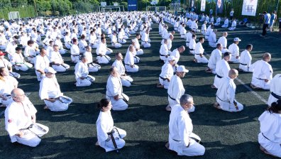 Силно начало на XX Международен лагер по бойни изкуства с над 1600 участници от 49 държави