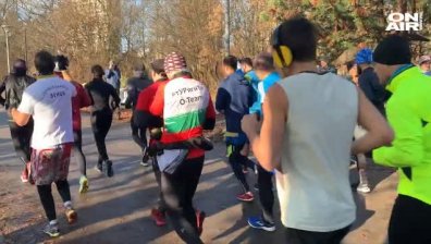 "Бягай, за да може да бяга и тя" - Спортисти се обединяват за каузата на 2-годишната Нарин
