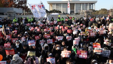Парламентът на Южна Корея отстрани президента Юн Сук Йол