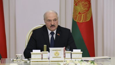 Лукашенко призна, че Беларус помага на мигрантите: Славяни сме, имаме сърца