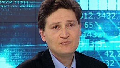 Целта на Папaндреу е да предизвика предсрочни избори