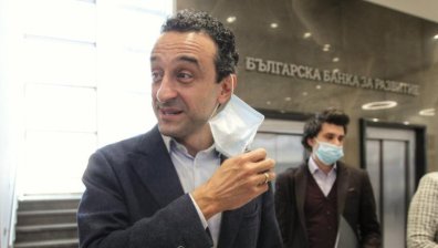 Лорер: Има 150 000 работни места за българи и украински бежанци