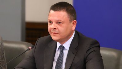 Министър Алексиев: Имаме добри IT специалисти, готови сме да работим с Google
