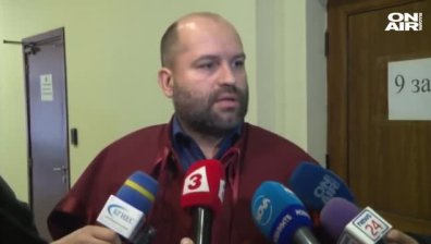 Искат постоянен арест за 7 от задържаните митничари и гранични полицаи
