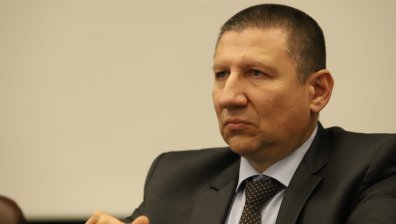 Сарафов ще поиска оставката на заместника си, медийните му изяви били лични