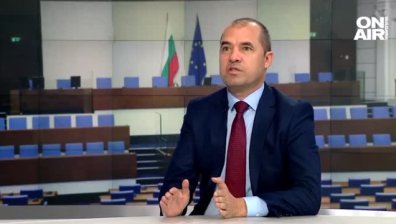 Дечев, БСП: На Вътев му е оказан външен натиск, Тагарев се държи като украински военен министър