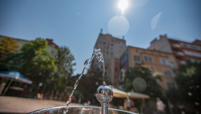 Жълт код за опасни горещини в цялата страна, живакът доближава 40&deg;