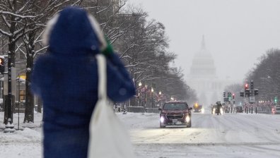 Няколко жертви при пътни инциденти в САЩ заради снежната буря