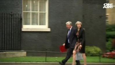 Тереза Мей стартира Brexit през февруари 2017 г.