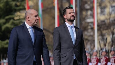 Румен Радев: Неморално е Европа да продължава да тика Украйна да воюва