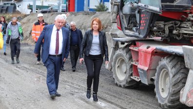 В последните си дни като кмет Фандъкова провери разширяването на метрото