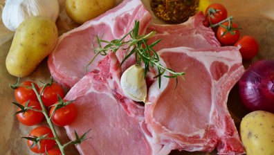 Все по-голяма липса на основни храни, ресторанти и кафенета изнегмоват