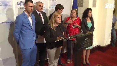 Отхвърлиха законопроекта за официализиране на жестомимичния български език