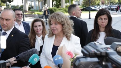 Йотова: Хората гласуваха за нормалност и трябва да я постигнем
