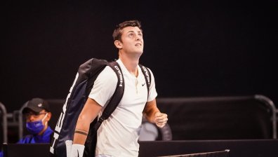 Краинович не срещна трудности с Лазаров, чака го Ласло Джере