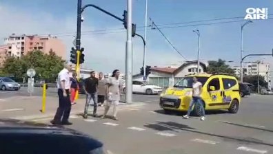 Трима задържани след масовия бой в София заради инцидент с каруца