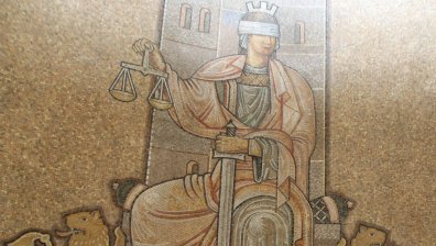 Оставиха в ареста мъжете, задигнали близо половин милион лева в Плевен