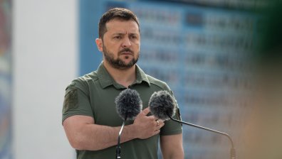Корупция и злоупотреби в Украйна - ето защо Зеленски уволни военни комисари