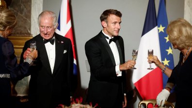 Вечерята с омари за крал Чарлз III за близо 500 000 евро удари бюджета на Франция