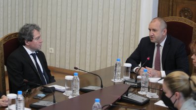 Радев опитва да убеди ИТН да състави стабилно правителство
