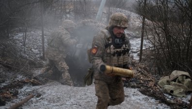 Руските жертви при Бахмут бледнеят пред Авдеевка, украинците са несломими