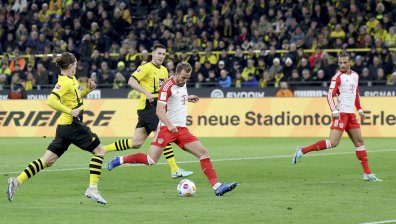 С хеттрик на Хари Кейн "Байерн" (М) разби "Борусия" с 4:0 в Дортмунд