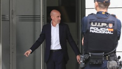 Изслушаха Рубиалес в съда, възможно е да се стигне до затвор