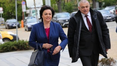 Нинова: Правителството на Борисов е правителство на подмяната!