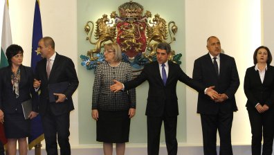 Започна заседанието на КСНС