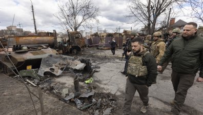 Зеленски за ужаса в Буча: Жените бяха изнасилени, хора бяха застреляни в тила