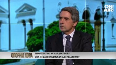 Плевнелиев: Петков ми заяви, че може само да взима по една пешка на ГЕРБ и да ги матира