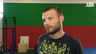 Как ММА бойци се подготвят за битка