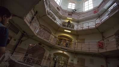 Наркоман ще лежи в затвора 15 години за убийството на инвалид заради 110 лв.