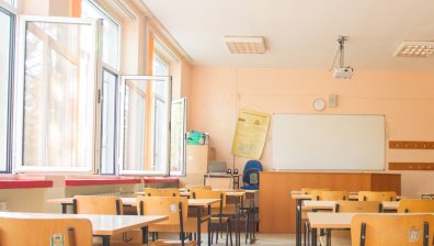 Родители се обявиха против задължително изучаване на религия в училище