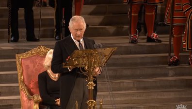 Крал Чарлз III: Парламентът е живият и дишащ инструмент на нашата демокрация